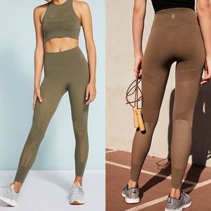 ❌ SOLD ❌ Free People Movement High Waist Leggings